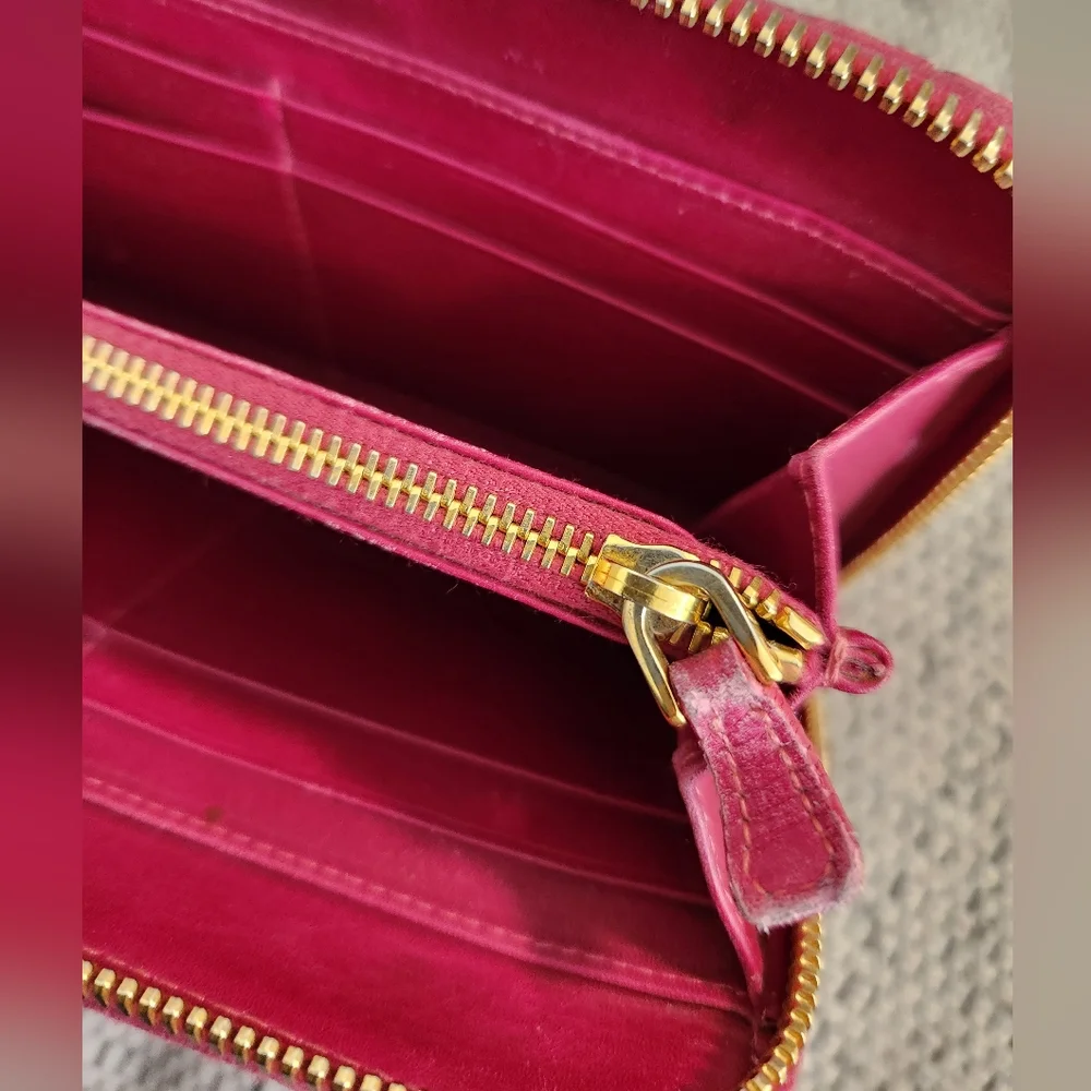 Miu Miu Croc Embossed St. Coco Lux Zip Wallet - Picture 6 of 14